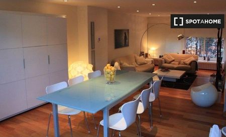 seville, Andalusia 41012 - Foto 3