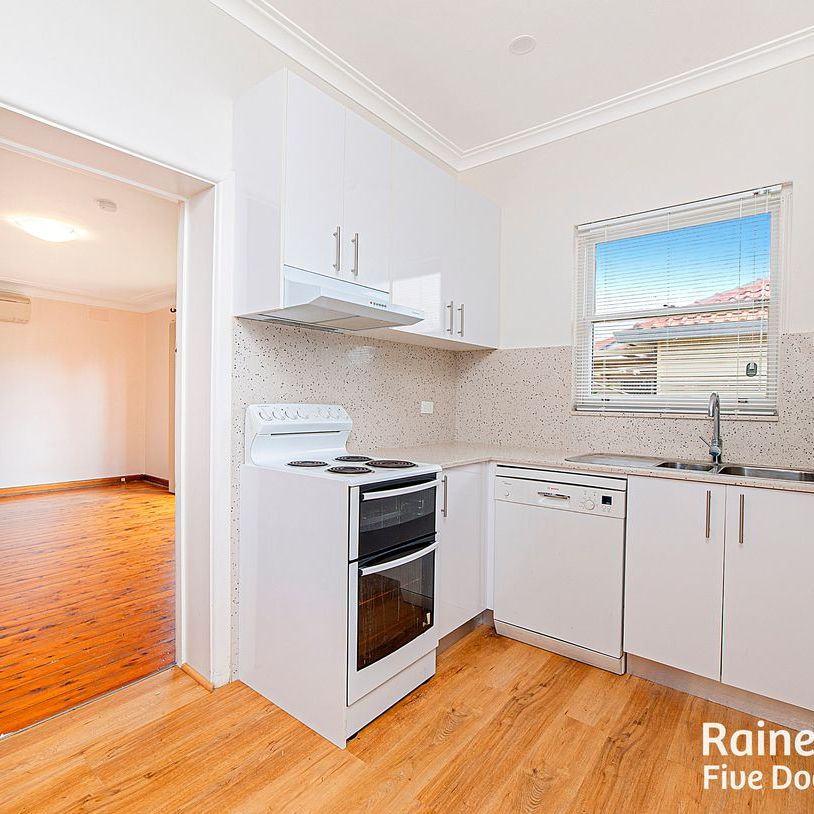 37 Princess Ave, Rodd Point, NSW 2046 - Photo 1