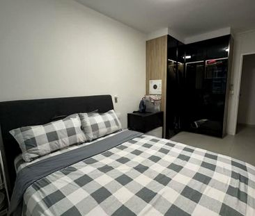 Blk 888 TAMPINES GROVE (Tampines), HDB 5 Rooms - For Rent - Photo 3