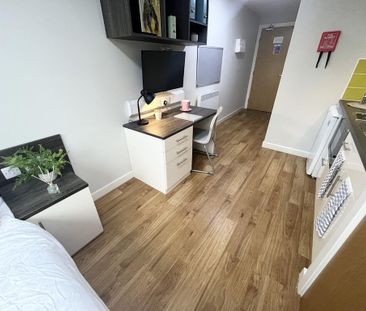 1 bedroom apartment to rent - Photo 2