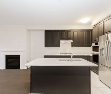 For Lease - 84 Littlewood Drive, Whitby, Ontario - Photo 6