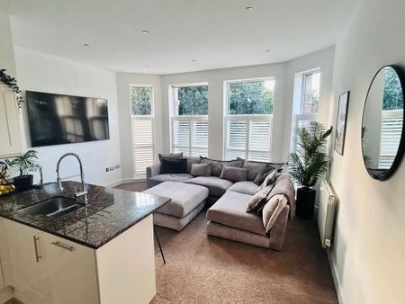 2 bedroom ground floor flat to rent - Photo 5