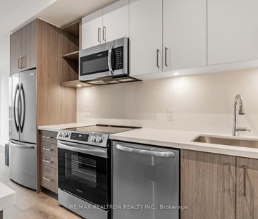 For Lease - 333 Sunseeker Avenue Unit# 236, Innisfil, Ontario - Photo 4