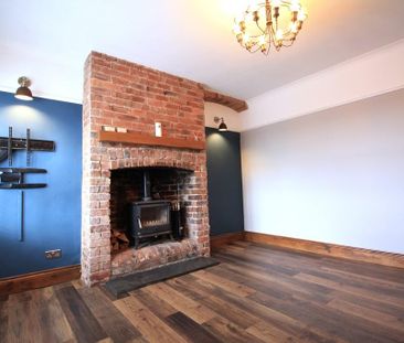 2 bedroom end of terrace house to rent - Photo 1