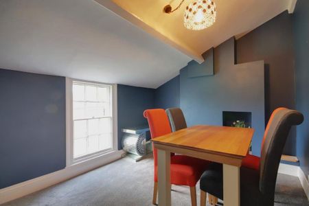 3 bedroom detached house to rent - Photo 5