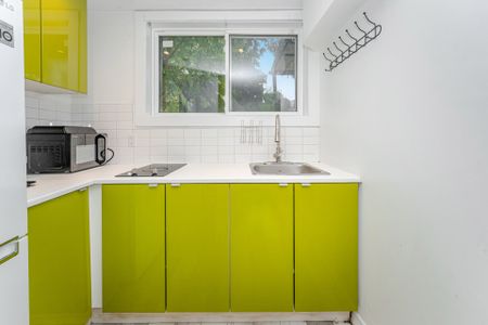 For Lease - 138 Alexander Road Unit# Basement, Newmarket, Ontario - Photo 2