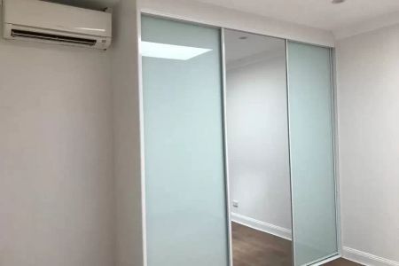 1/110 New Canterbury Road, Petersham - Photo 2