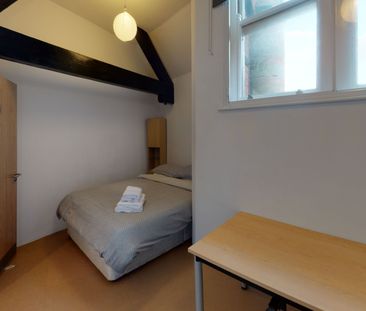 Flat 4, 1 Barker Gate, NG1 1JS, NOTTINGHAM - Photo 4