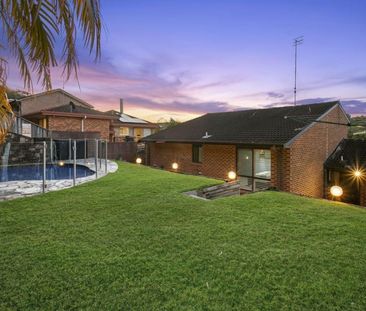 Spacious and Adaptable Family Living with Stunning Outlooks - Photo 1