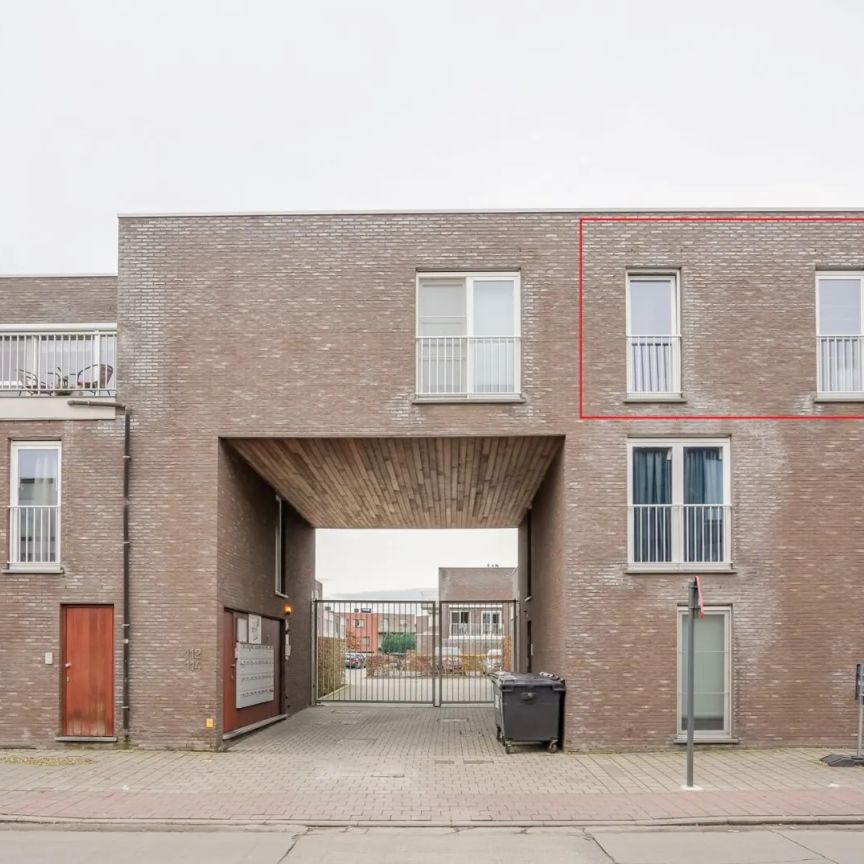 1-slaapkamerappartement met terras en staanplaats te Zwijnaarde - Photo 1