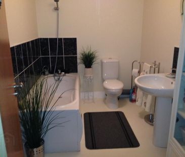 Glenarriff Apartments, 4 Glenarriff Park, Jordanstown, BT37 0RT - Photo 6