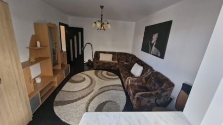 Apartament 3 camere - Photo 2