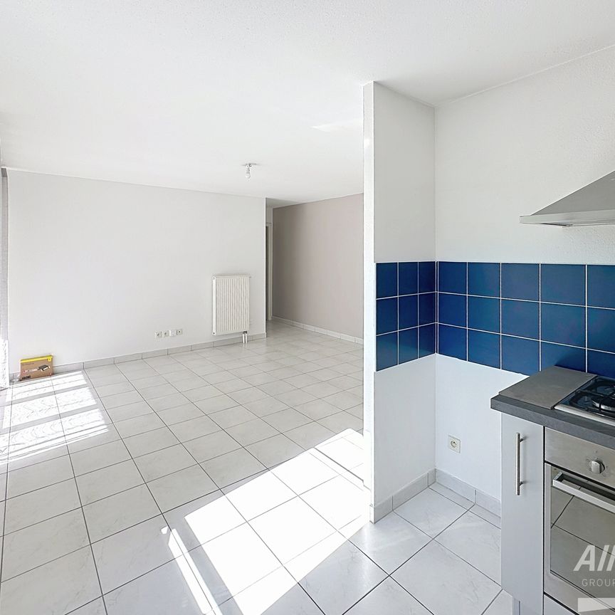 Appartement 2 chambres avec ascenceur et terrasse rue houbre à Belfort - Photo 1