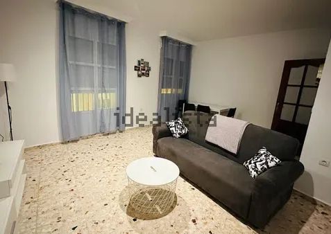 Alquiler de piso en Calle Plata, 2