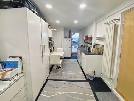 Studio to rent - Photo 5