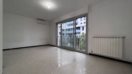 Location Appartement 1 pièce 29m² MONTPELLIER 34090 - Photo 2