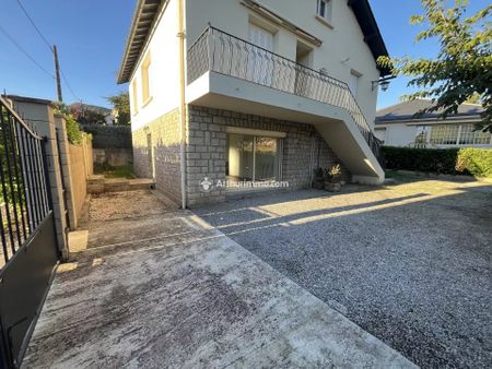 Location Appartement 3 pièces 77 m2 à Millau - Photo 5