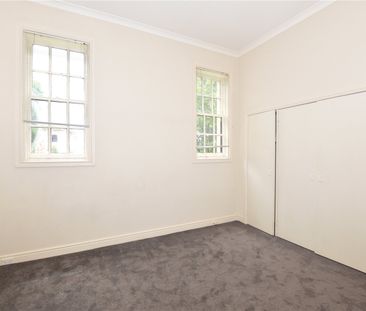 135 Wiltshire Drive - Photo 2