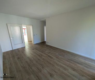 ++ wunderschöne, frisch renovierte 3-Raum-Wohnung mit Balkon - in C... - Photo 2