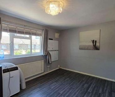 Marriott Road, London, E15 - Photo 5