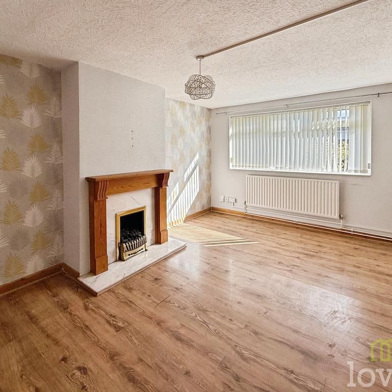 2 bedroom ground floor flat to rent - Photo 1