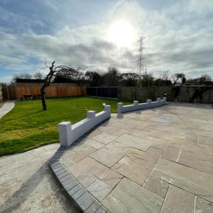 Worle, Weston-super-Mare, North Somerset - Photo 1