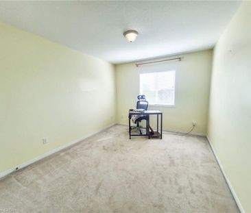 For Lease - 775 Karlsfeld Road, Waterloo, Ontario - Photo 2