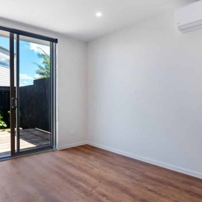 Mangere, Auckland 2 Bedrooms - Photo 1