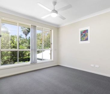 Three Bedroom House In Ideal Location - Photo 2