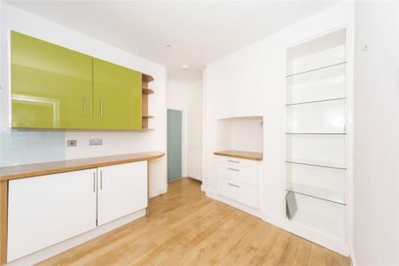 3 bedroom maisonette to rent - Photo 3