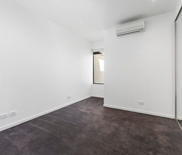 301/51 Sandown Road, Ascot Vale VIC 3032 - Photo 3