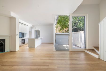 44 High Holborn Street, Surry Hills NSW 2010 - House For Rent | Domain - Photo 2