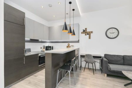 Centrium, Woking, Surrey, GU22 - Photo 2