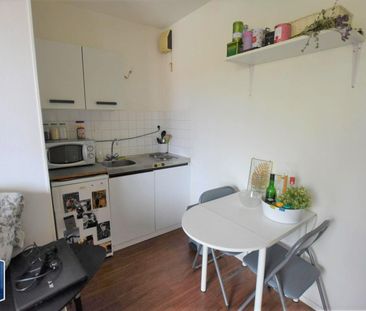 Location Appartement 1 pièce 19m² CHOLET 49300 - Photo 3