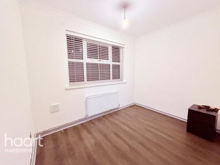 2 bedroom maisonette to rent - Photo 3