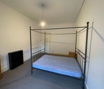 2 Bedroom Property To Rent - Photo 2