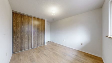 For Lease - 71 Geddes Crescent, Barrie, Ontario - Photo 4