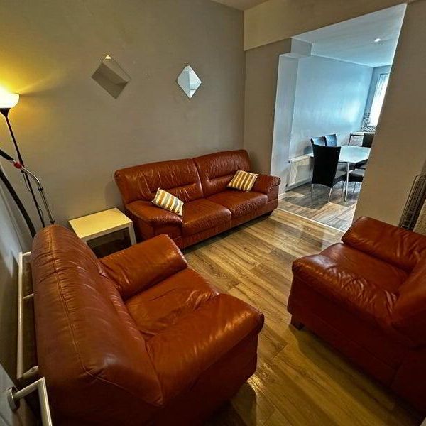 (HMO Registered), 141 Alexandra Park Avenue, Shore Road, Belfast North, Belfast, BT15 3ES - Photo 1