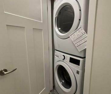 Charming 2-Bedroom Home in Airdrie – Convenient &amp; Cozy! - Photo 2