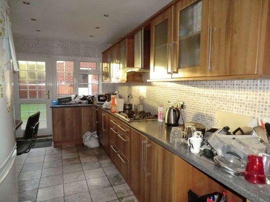 Canley Road, Coventry, CV5 - Photo 1