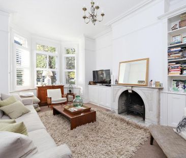 6 bedroom detached house to rent - Photo 1