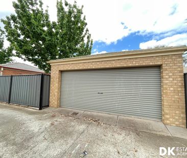 3 Bedrooms 2 Baths 1 Car garage Family House in Tarneit - Photo 6