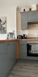 30 High Street, Broadstairs, CT10 1LH, Kent - Photo 4