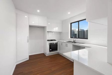 Living in Style - Photo 5