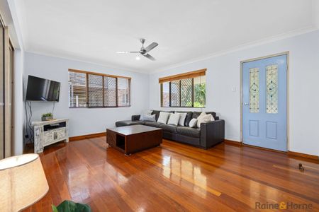 PERFECT COASTAL LIVING - Photo 3