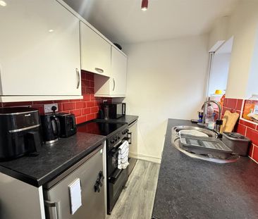 6 Albert Street - Photo 5