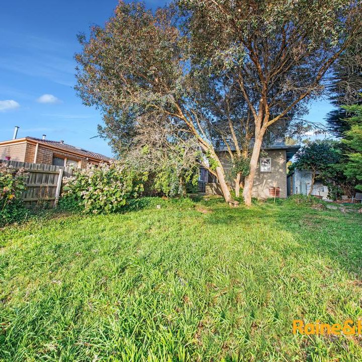 39 Hillcrest Road, Frankston, VIC 3199 - Photo 1