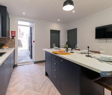 £845 pcm (ensuite and kitchenette) in shared house : £845 per month - Photo 5