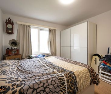 2-slaapkamerappartement op de 1ste verdieping zonder lift. - Photo 3