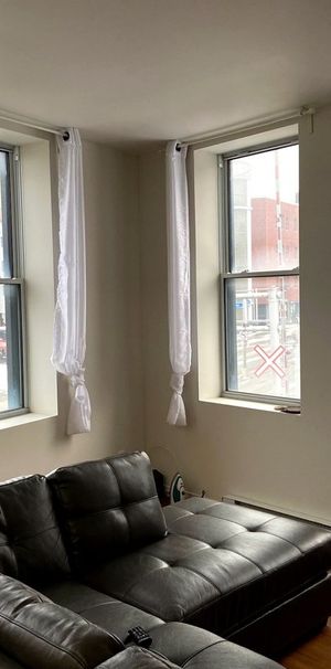Grand 4½ — 49 Rue King Ouest, App. 310 - Photo 1